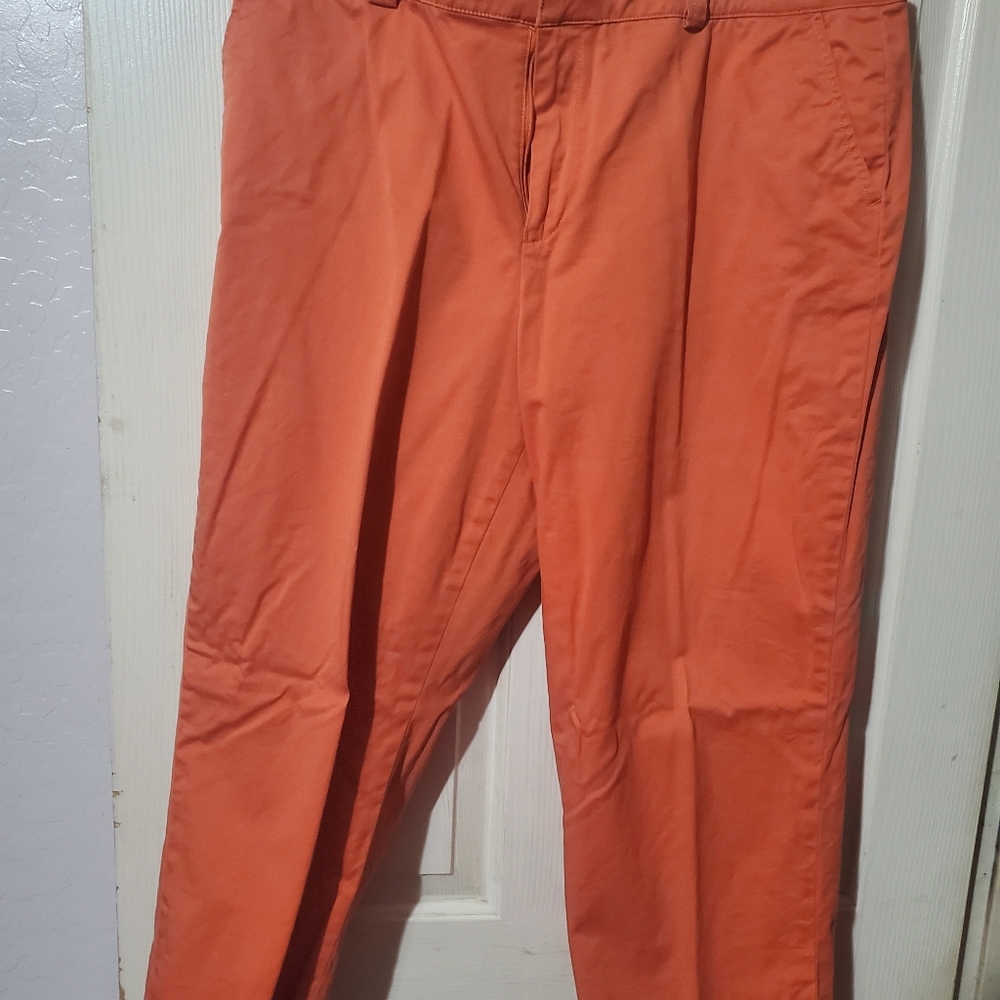 Capri's - Picture 4 of 12